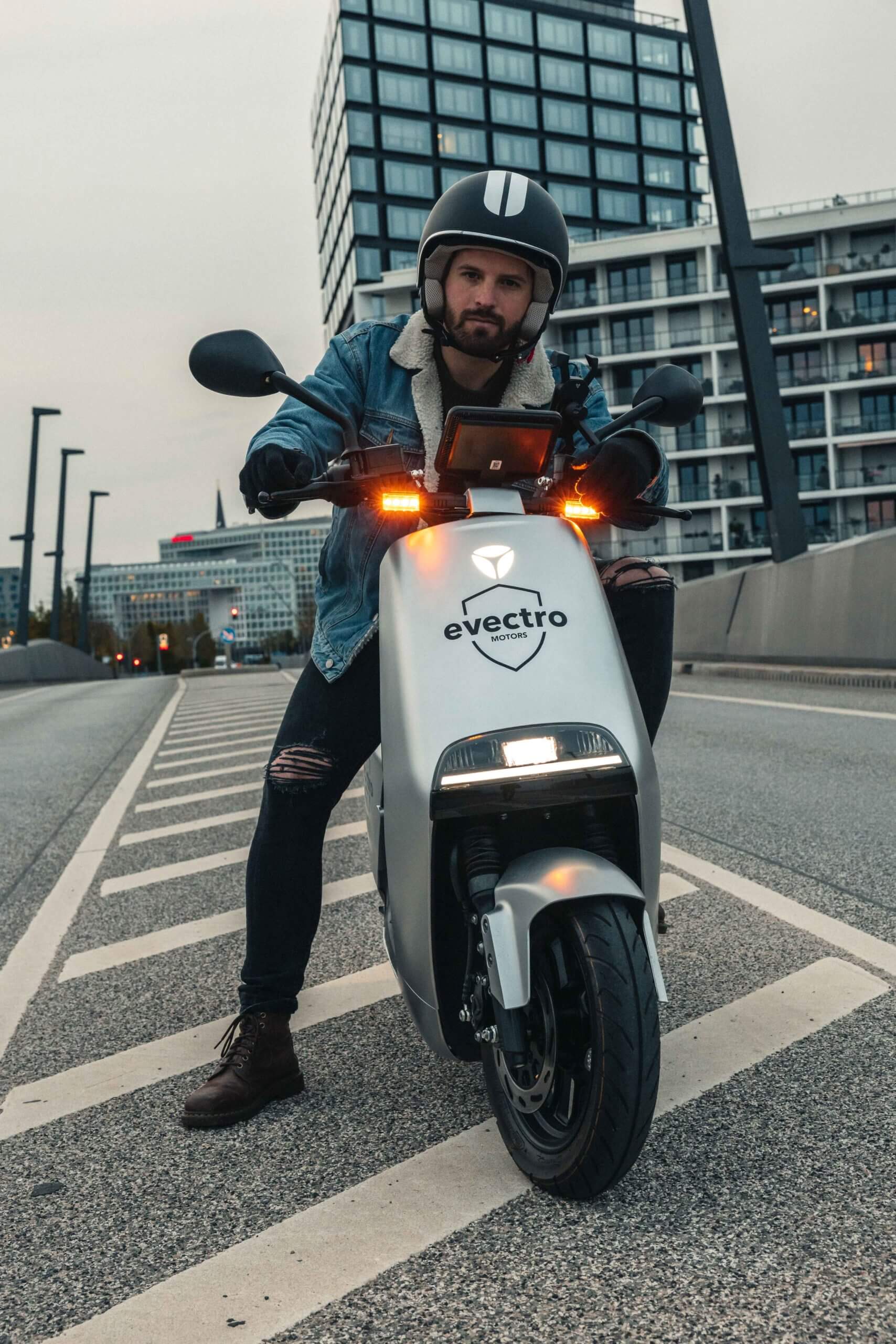 Evectro_Homepage-2797-scaled-1