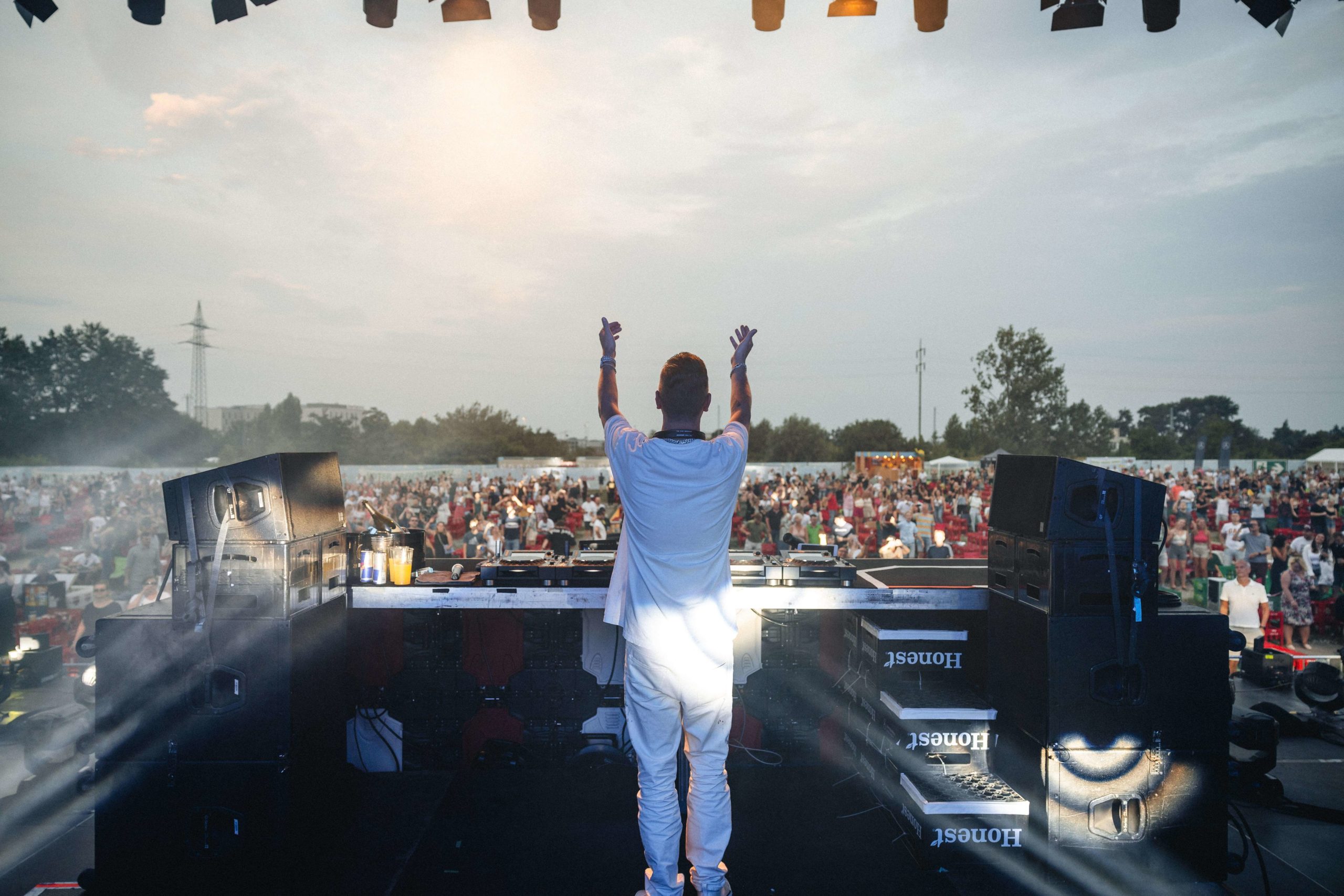 Robin_Schulz_Berlin@mgkini86-1673