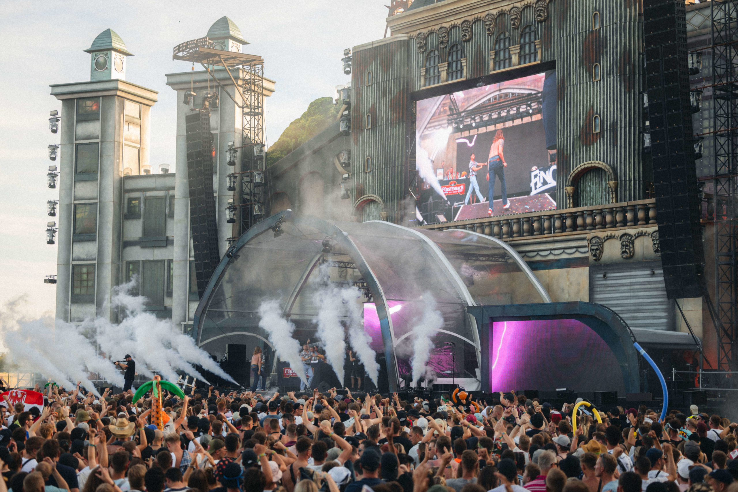 Parookaville@mgkini86-60